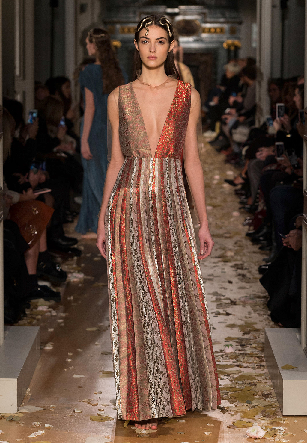 Dokument Thorns Berettigelse Valentino Spring/Summer 2016 Haute Couture Collection - Fashion Trendsetter