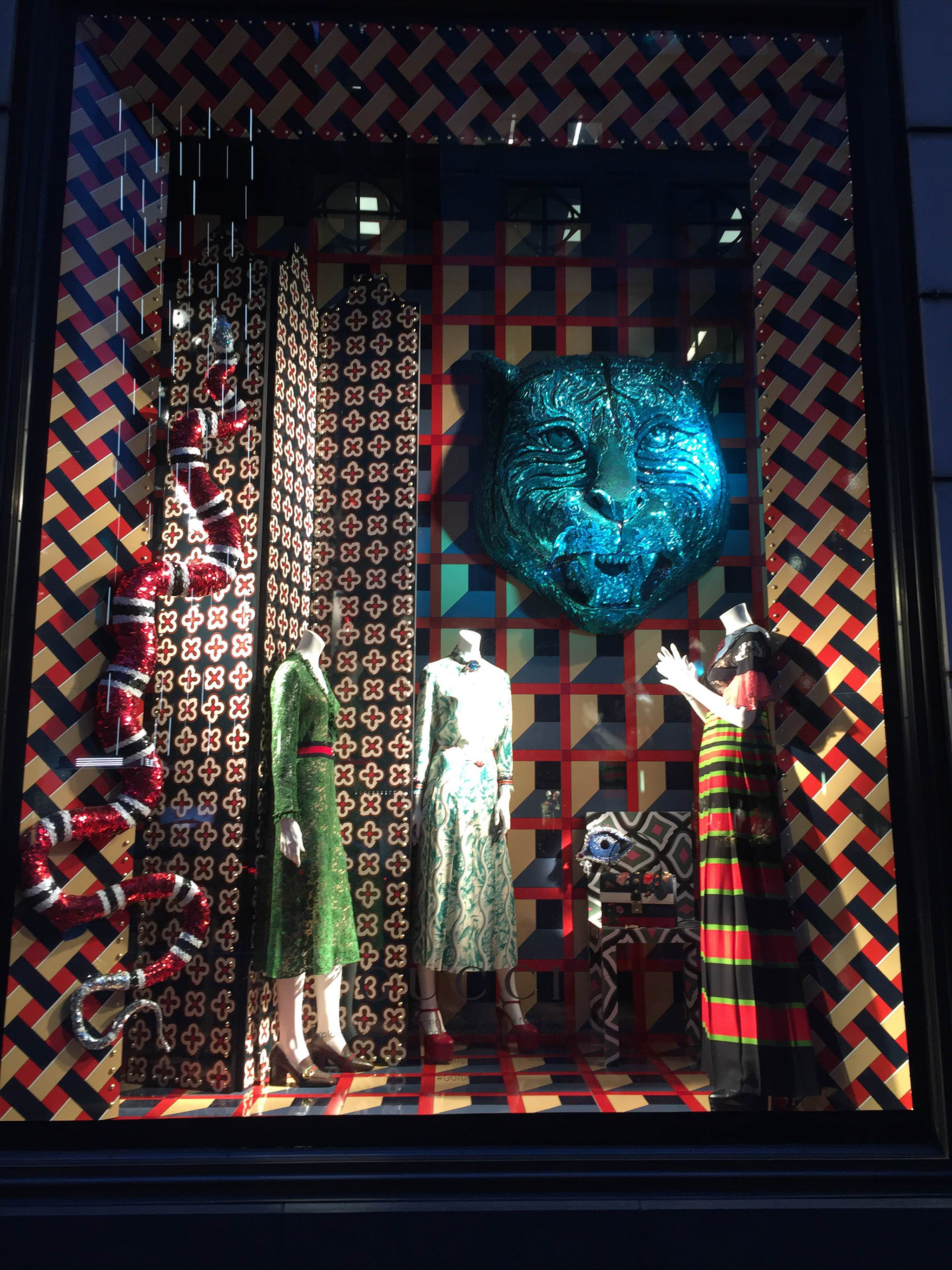 Bergdorf Goodman’s Window Displays | New York, February ’16 ‹ Fashion ...