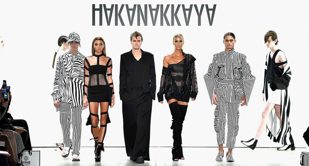 Hakan AKKAYA Spring/Summer 2018 Collection - Fashion Trendsetter