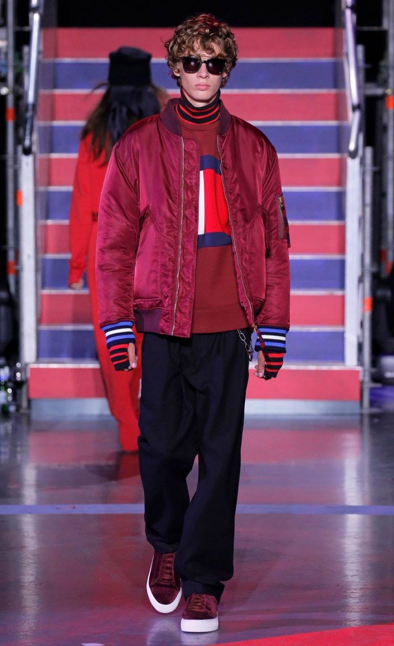 #TOMMYNOW FALL 2017 RUNWAY - Fashion Trendsetter