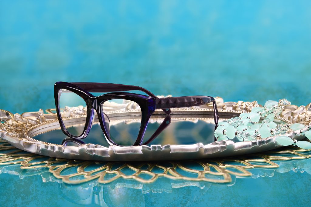 Zenni Optical's Iris Apfel - ‘Iconic Elegance’ Eyewear Collection