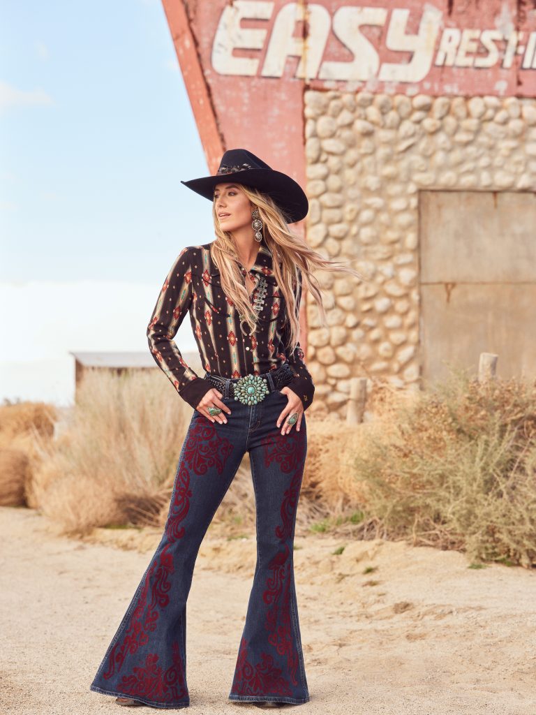 The Wrangler x Lainey Wilson Collection takes that spirit and distills it into fashion form - heritage pieces, vintage vibes and modern feminine silhouettes all come together to celebrate and redefine the Western aesthetic.
(Photography by Zoey Grossman, courtesy of Wrangler®.)