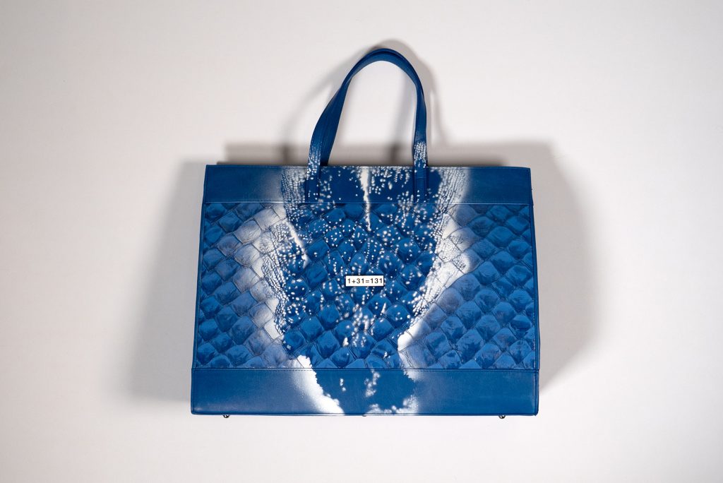 Braemar Tote.
Photo © 2024, Gustavo Oviedo, courtesy of the artist.