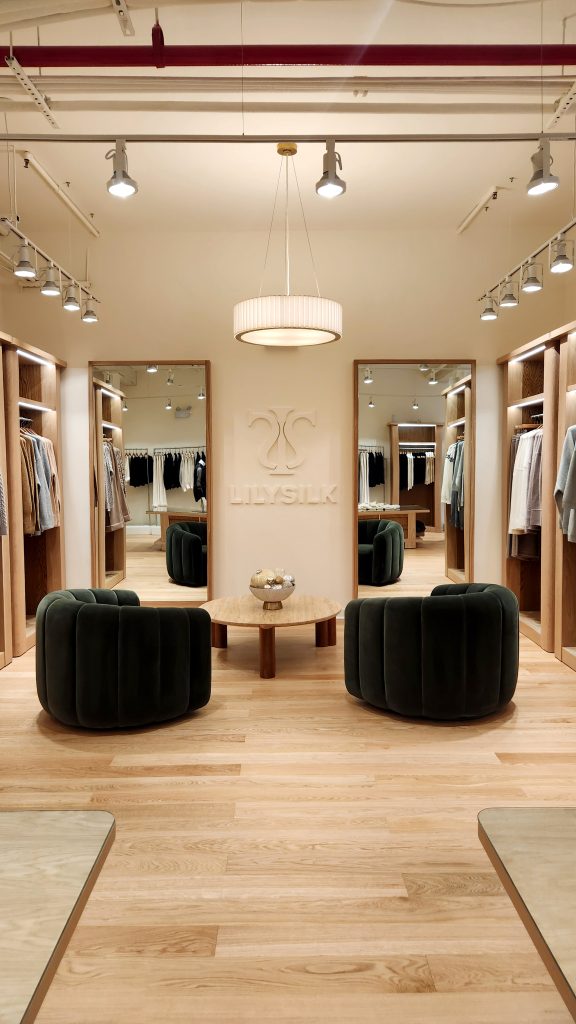 LILYSILK's new New York concept store interior.