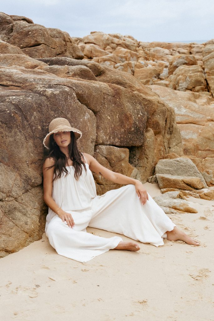 ABEGAIL FLOWY JUMPSUIT - CREAM
 Elevate your resort wardrobe with the effortlessly chic Abegail Flowy Jumpsuit in Cream. With its square neckline and thin adjustable straps, this relaxed silhouette strikes the perfect balance between laid-back ease and sophisticated confidence.